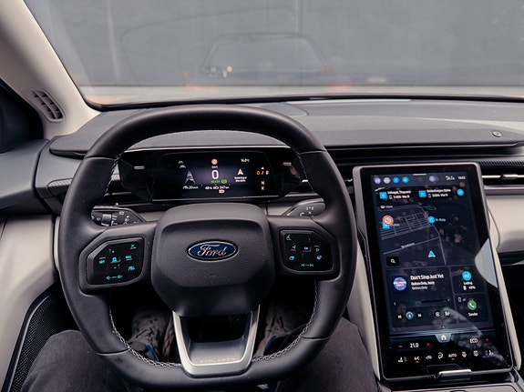 Ford Explorer 17 of 30