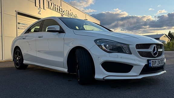 Mercedes-Benz CLA200 9 of 19
