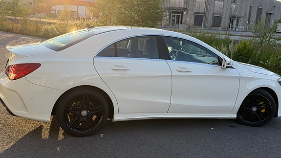 Mercedes-Benz CLA200 11 of 19