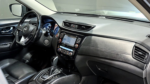 Nissan X-Trail 23 of 30