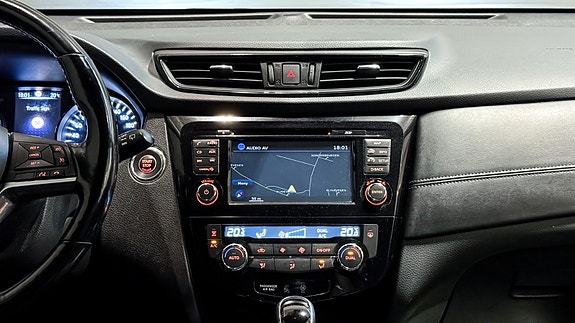 Nissan X-Trail 21 of 30