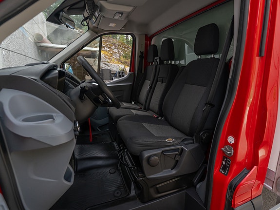 Ford Transit 23 of 30