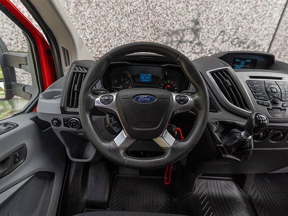 Ford Transit 27 of 30