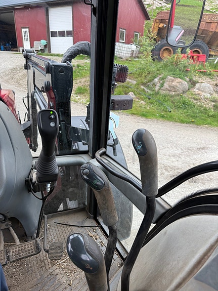 Valtra 6200 4 of 9