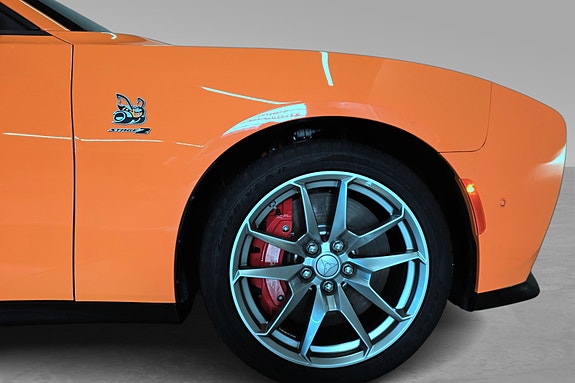 Dodge Charger 20 of 22