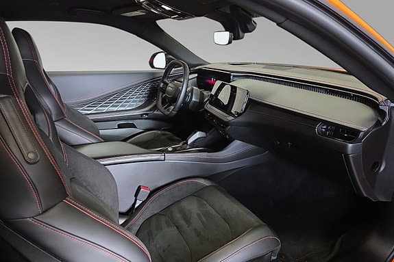 Dodge Charger 10 of 22
