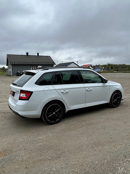 Skoda Fabia 16 of 30