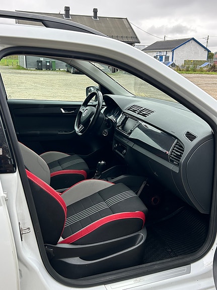 Skoda Fabia 24 of 30