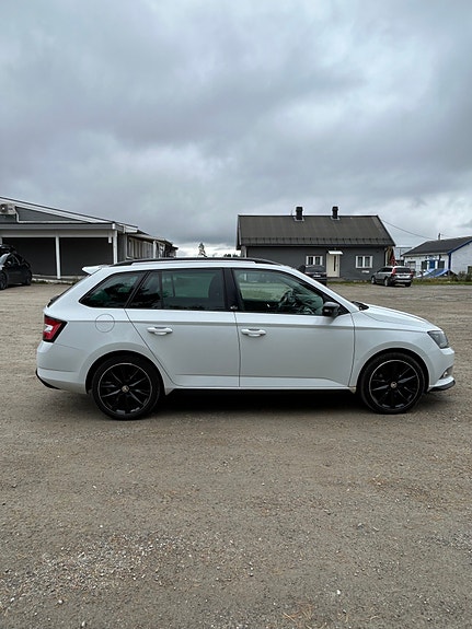 Skoda Fabia 18 of 30