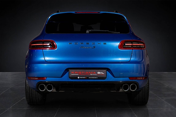 Porsche Macan 4 of 30