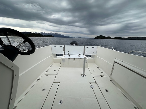 Askeladden P77 Weekend - Baugthruster, dieselvarmer, utv. styreposisjon ++200 HK 11 of 30