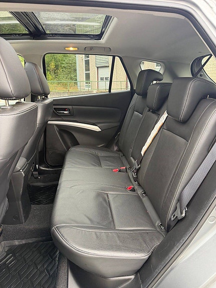 Suzuki SX4 S-Cross 10 of 14