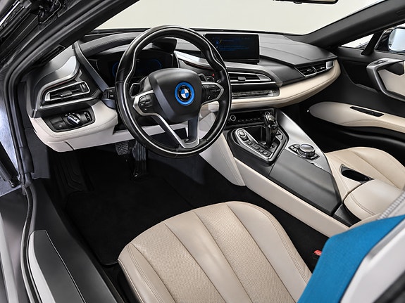 BMW i8 9 of 19