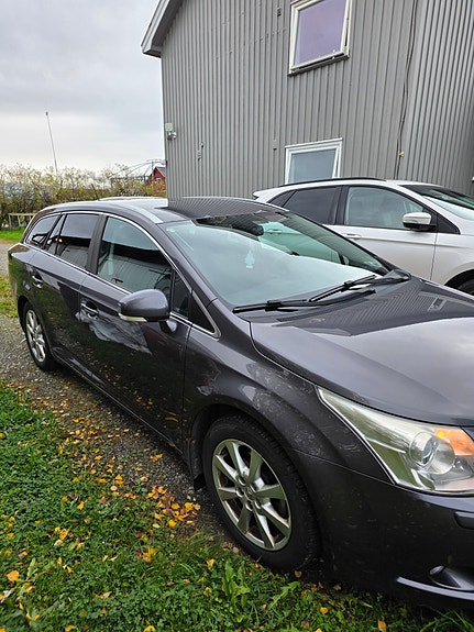 Toyota Avensis 6 of 15