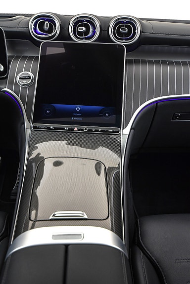 Mercedes-Benz GLC220 d 27 of 28
