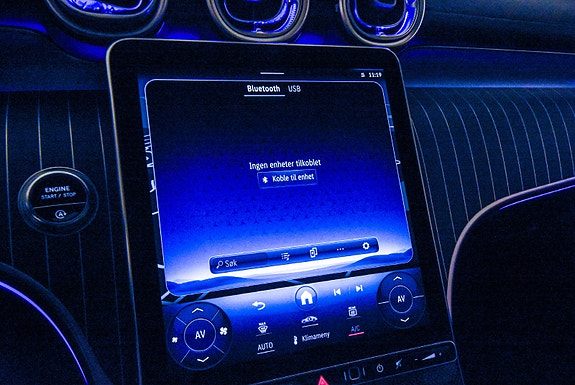 Mercedes-Benz GLC220 d 23 of 28