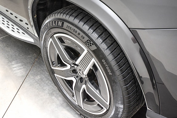 Mercedes-Benz GLC220 d 9 of 28