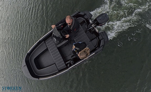 River 460 XR - Mercury 10hk (20hk) - Kartplotter 9 of 17