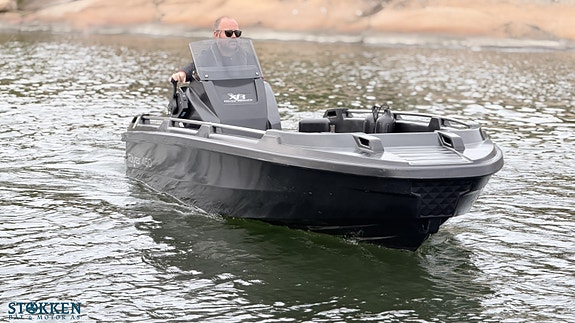 River 460 XR - Mercury 10hk (20hk) - Kartplotter 3 of 17