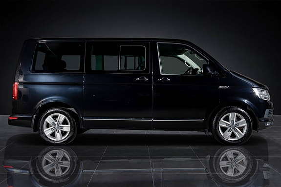 Volkswagen Multivan 11 of 30