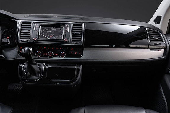 Volkswagen Multivan 18 of 30