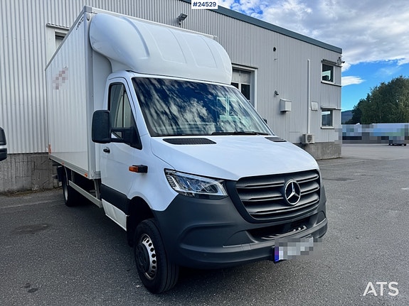 Mercedes-Benz Sprinter 4x4 Skapbil – 8 Pallers 7 of 16