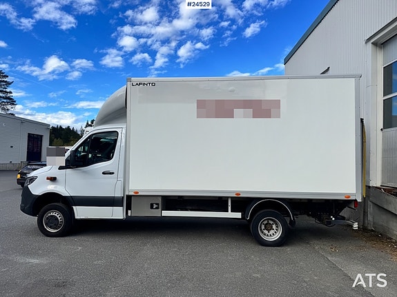 Mercedes-Benz Sprinter 4x4 Skapbil – 8 Pallers 3 of 16