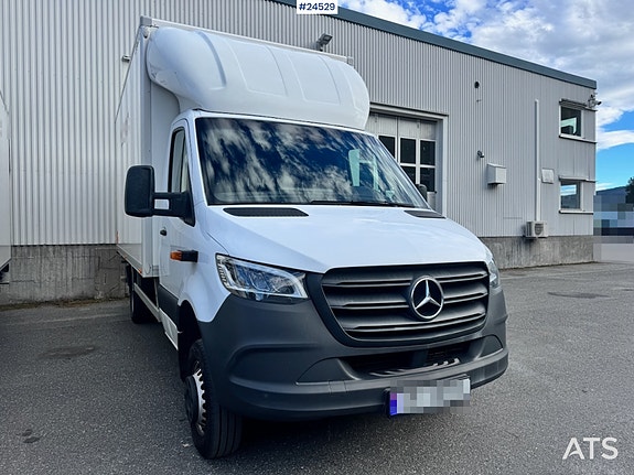 Mercedes-Benz Sprinter 4x4 Skapbil – 8 Pallers 8 of 16