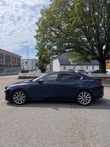 Mazda 3 6 of 12