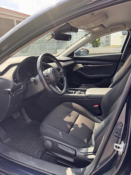 Mazda 3 9 of 12