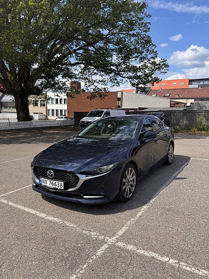 Mazda 3 7 of 12