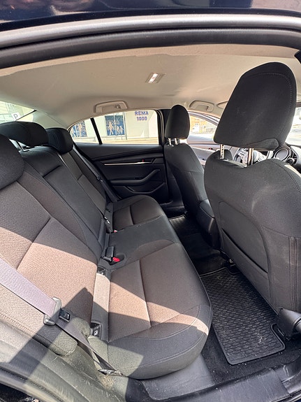 Mazda 3 10 of 12