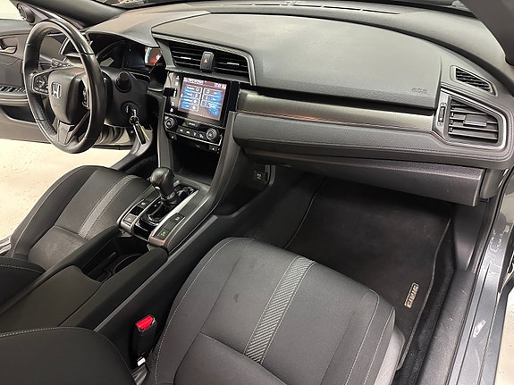 Honda Civic 19 of 30