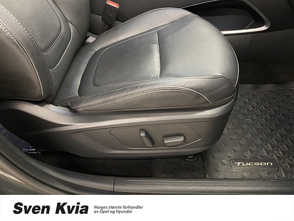 Hyundai Tucson 29 of 30