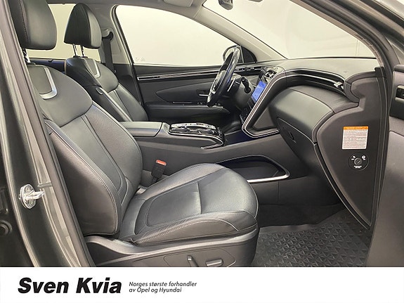 Hyundai Tucson 28 of 30