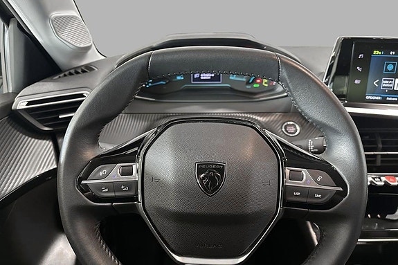 Peugeot e-208 14 of 30