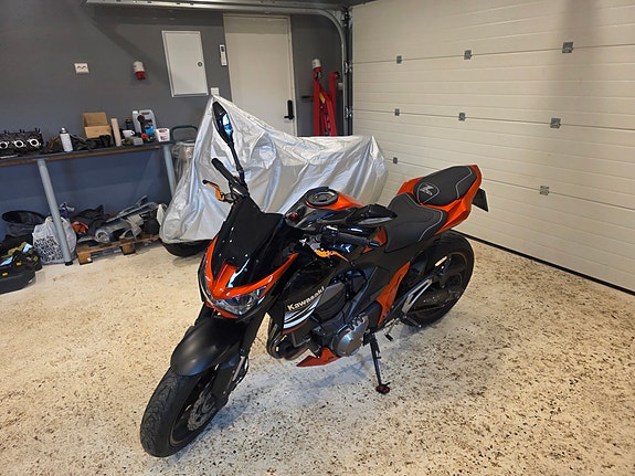 Kawasaki Z 800 3 of 16