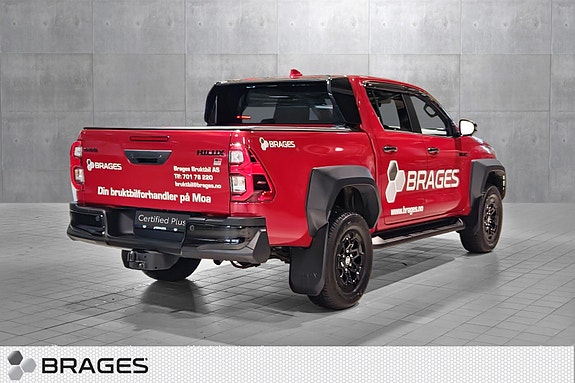Toyota HiLux 5 of 30