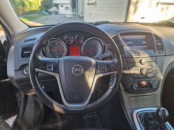 Opel Insignia 4 of 19