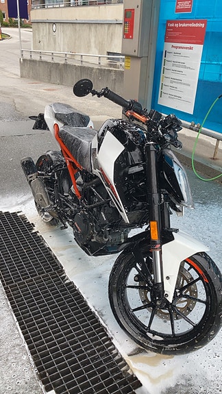 KTM 125 Duke 4 of 7