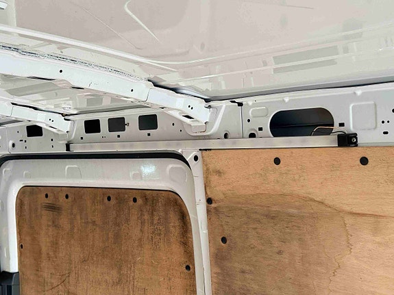 Ford Transit 12 of 30