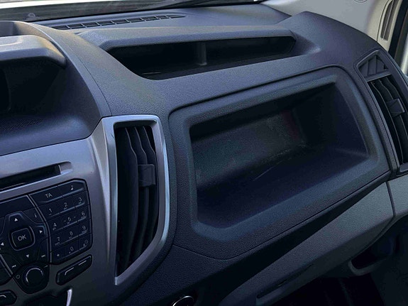 Ford Transit 16 of 30