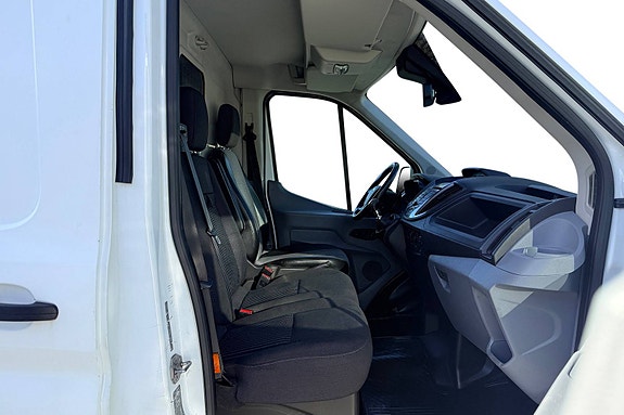 Ford Transit 14 of 30