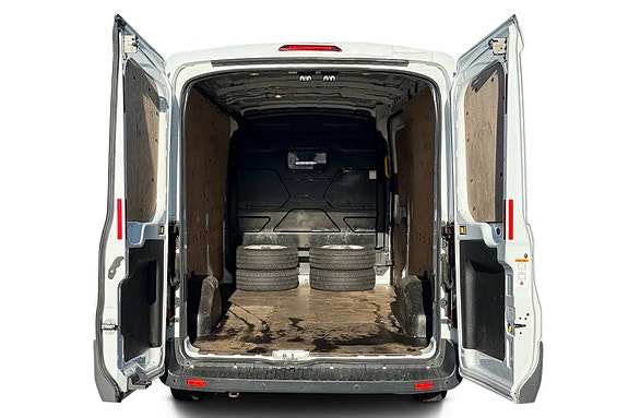 Ford Transit 7 of 30