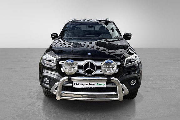 Mercedes-Benz X350 d 2 of 30
