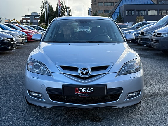 Mazda 3 2 of 21
