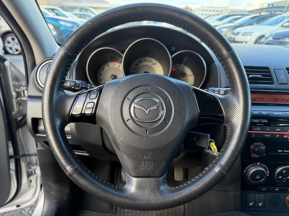 Mazda 3 12 of 21
