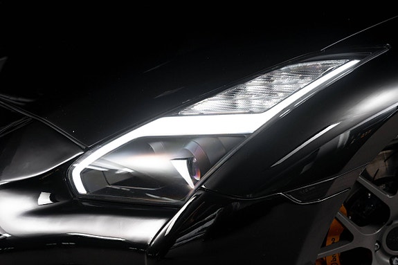 Nissan GT-R 24 of 30