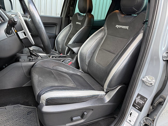 Ford Ranger Raptor 13 of 30