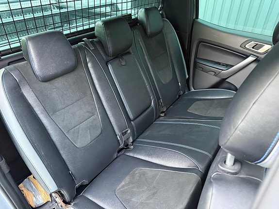 Ford Ranger Raptor 27 of 30